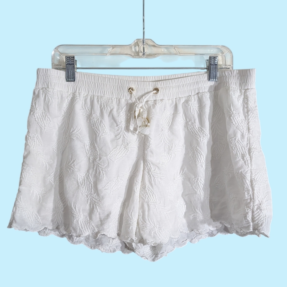 🌴 Lilly Pulitzer White Embroidered Scallop Hem Shorts – Size L - Picture 3 of 11